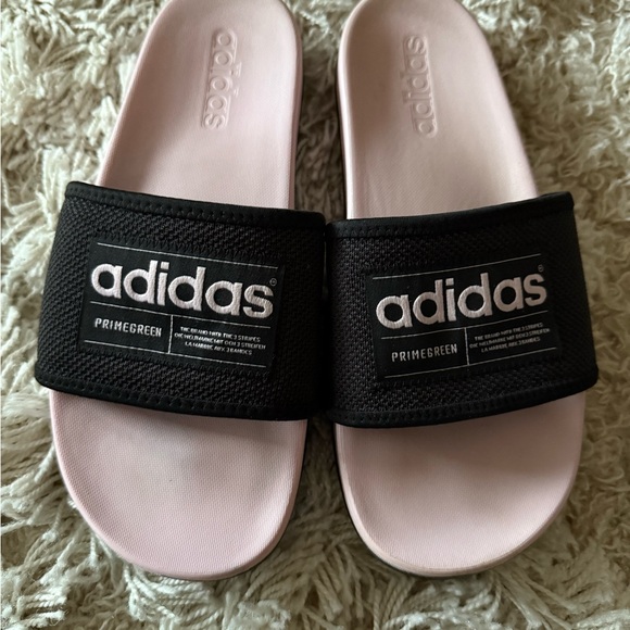 Pink and black Adidas slides - Picture 3 of 4